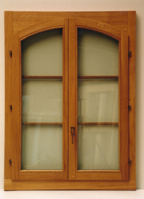 Fenêtre bois chêne teinté