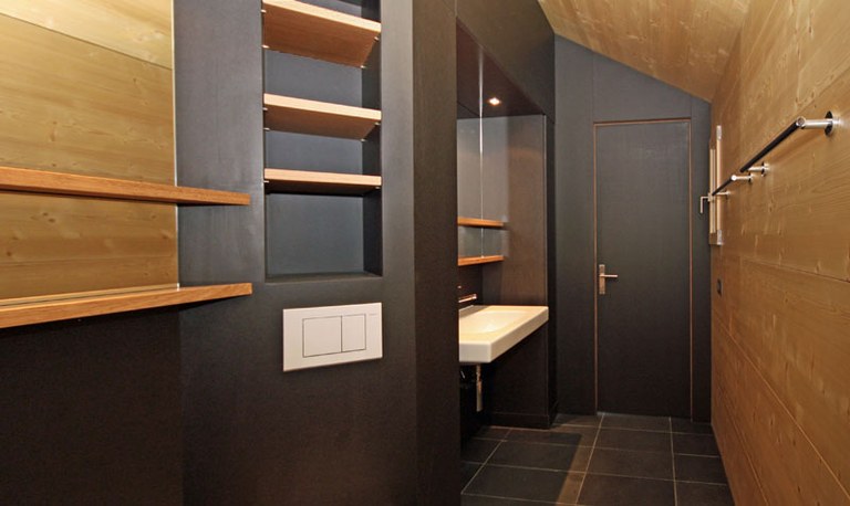 Agencement salle de bain en MDF