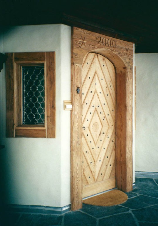 Porte en sapin vieilli